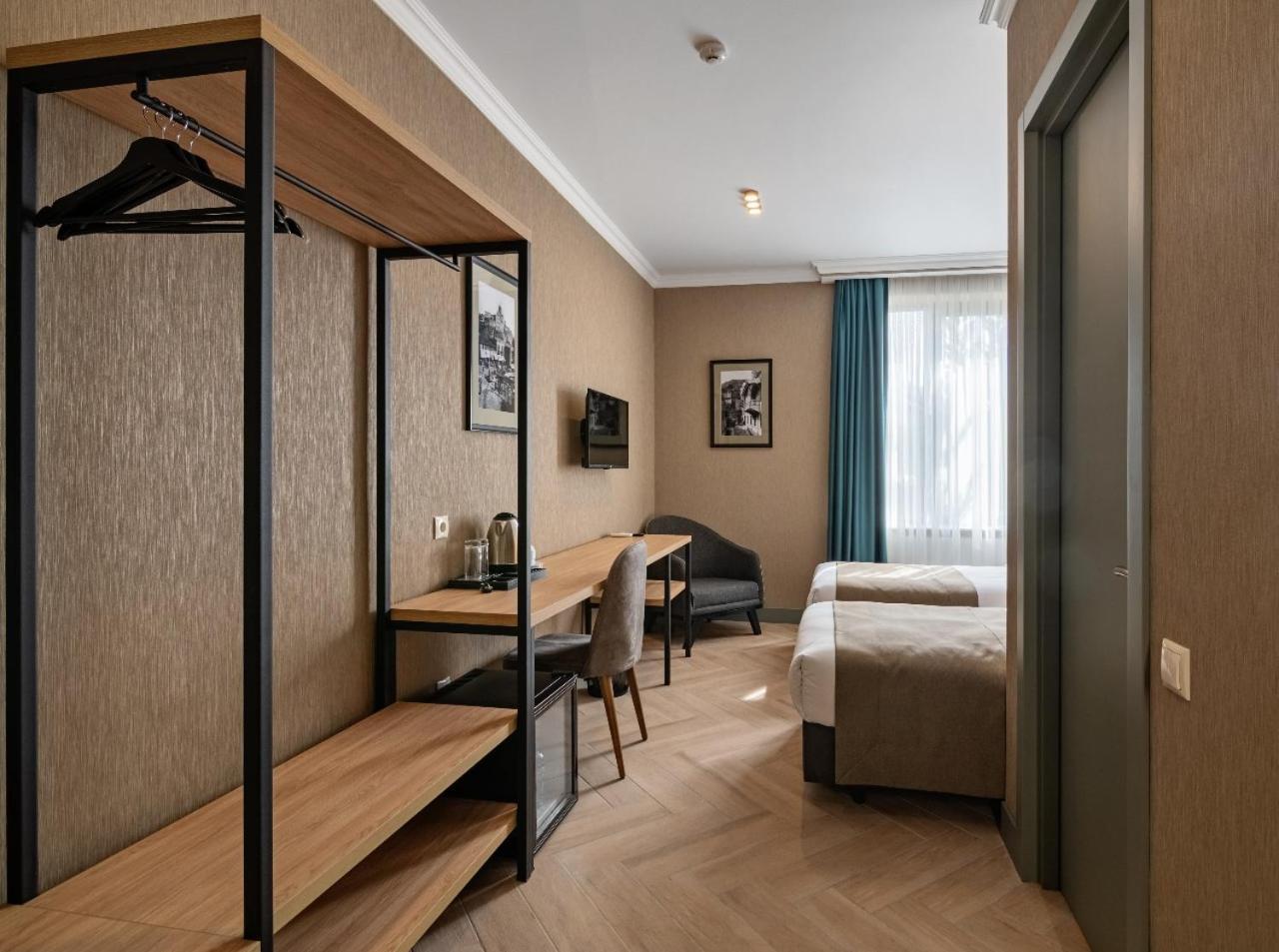 Hotel Old Wall Τυφλίδα Εξωτερικό φωτογραφία